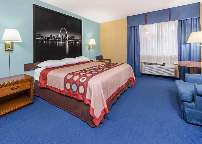 Super 8 By Wyndham Hotel
